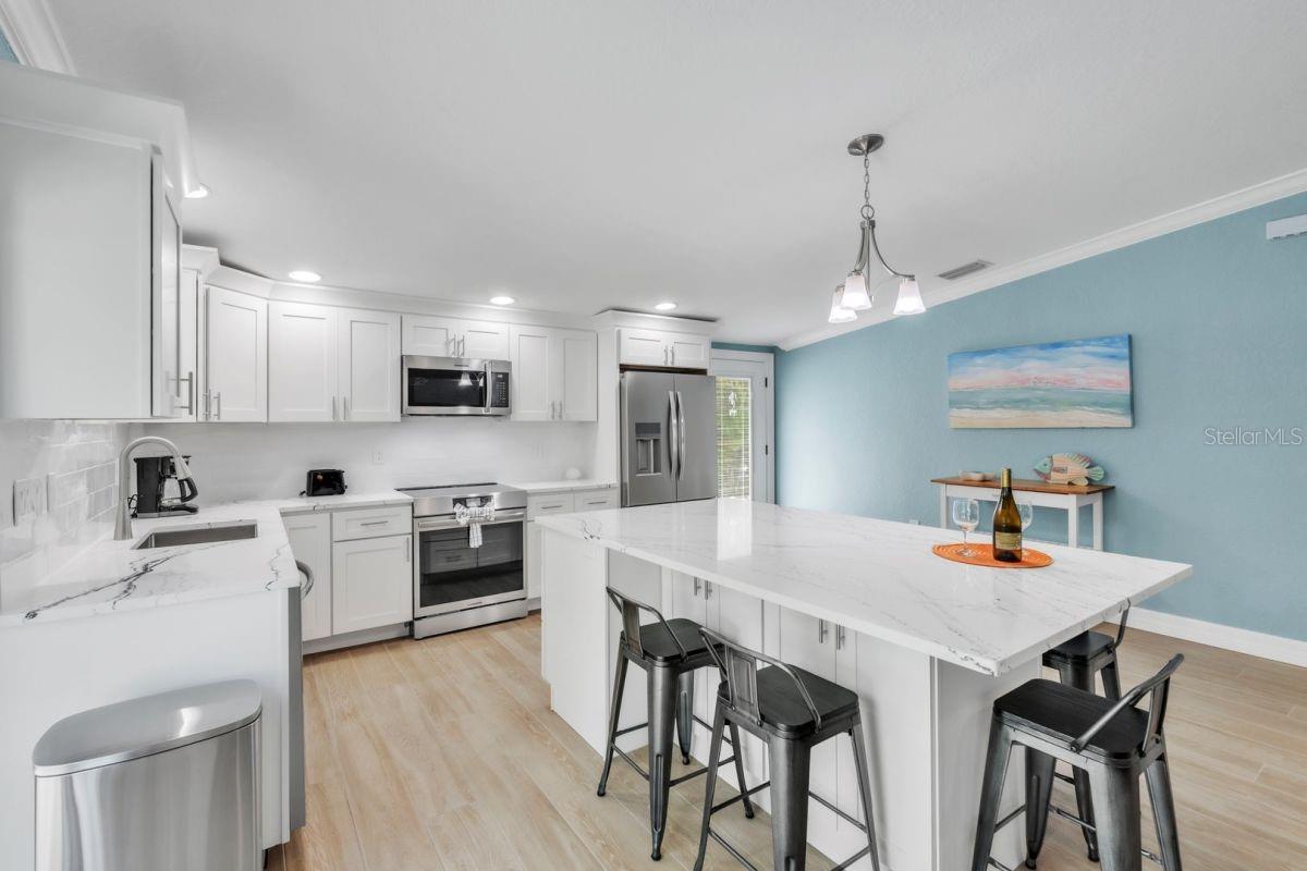 324 64th, Holmes Beach, FL 34217