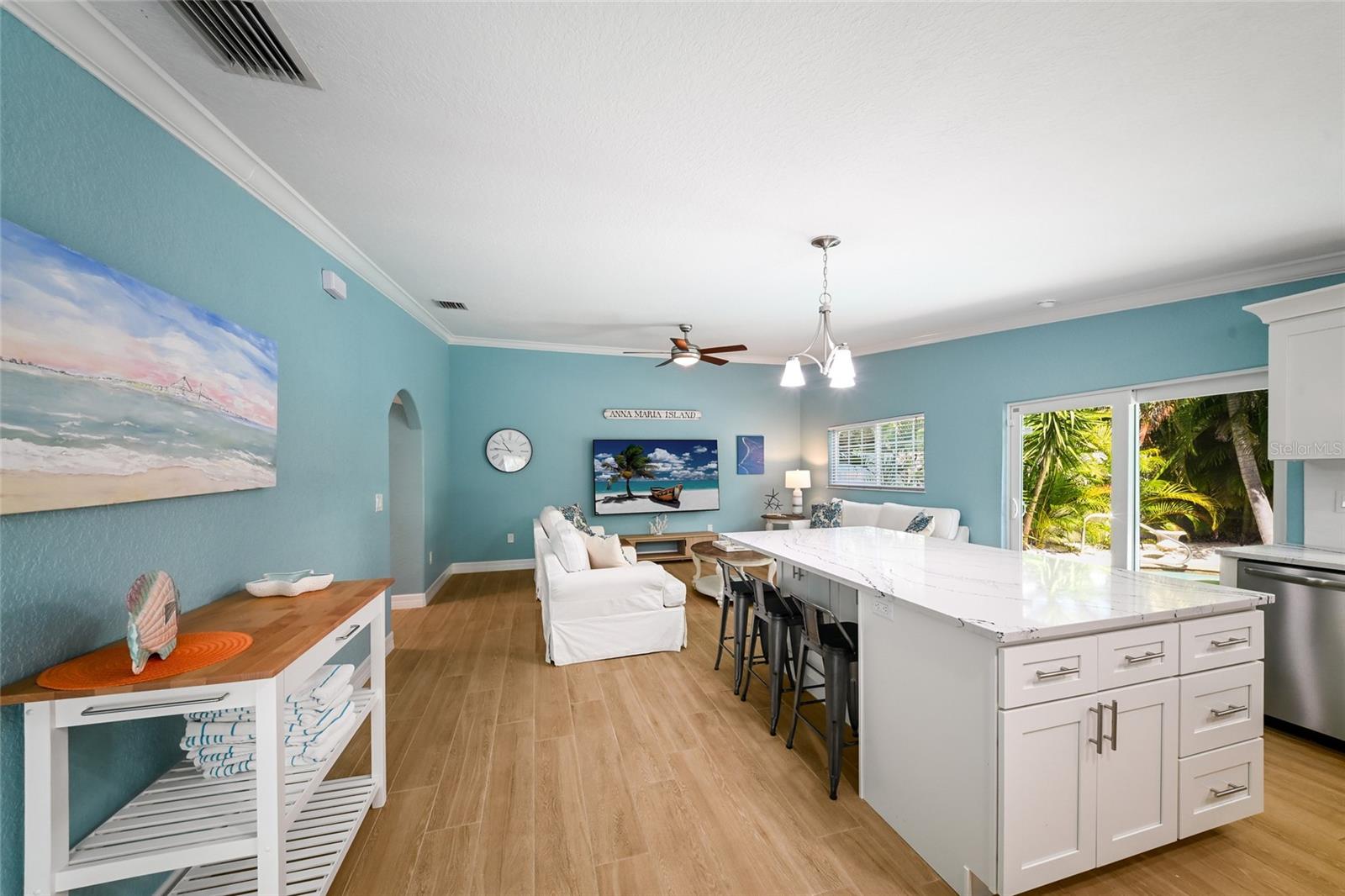 324 64th, Holmes Beach, FL 34217