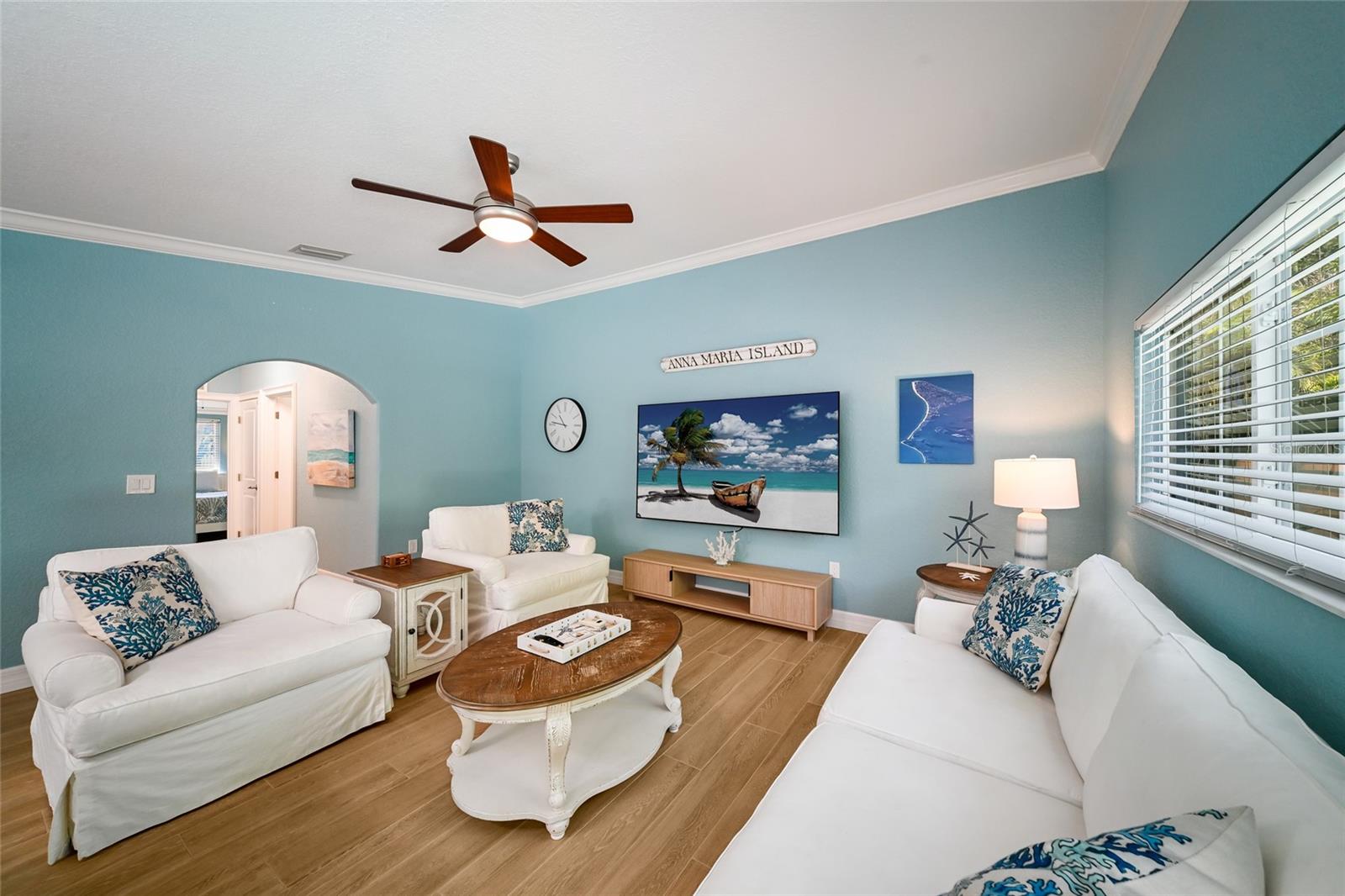 324 64th, Holmes Beach, FL 34217