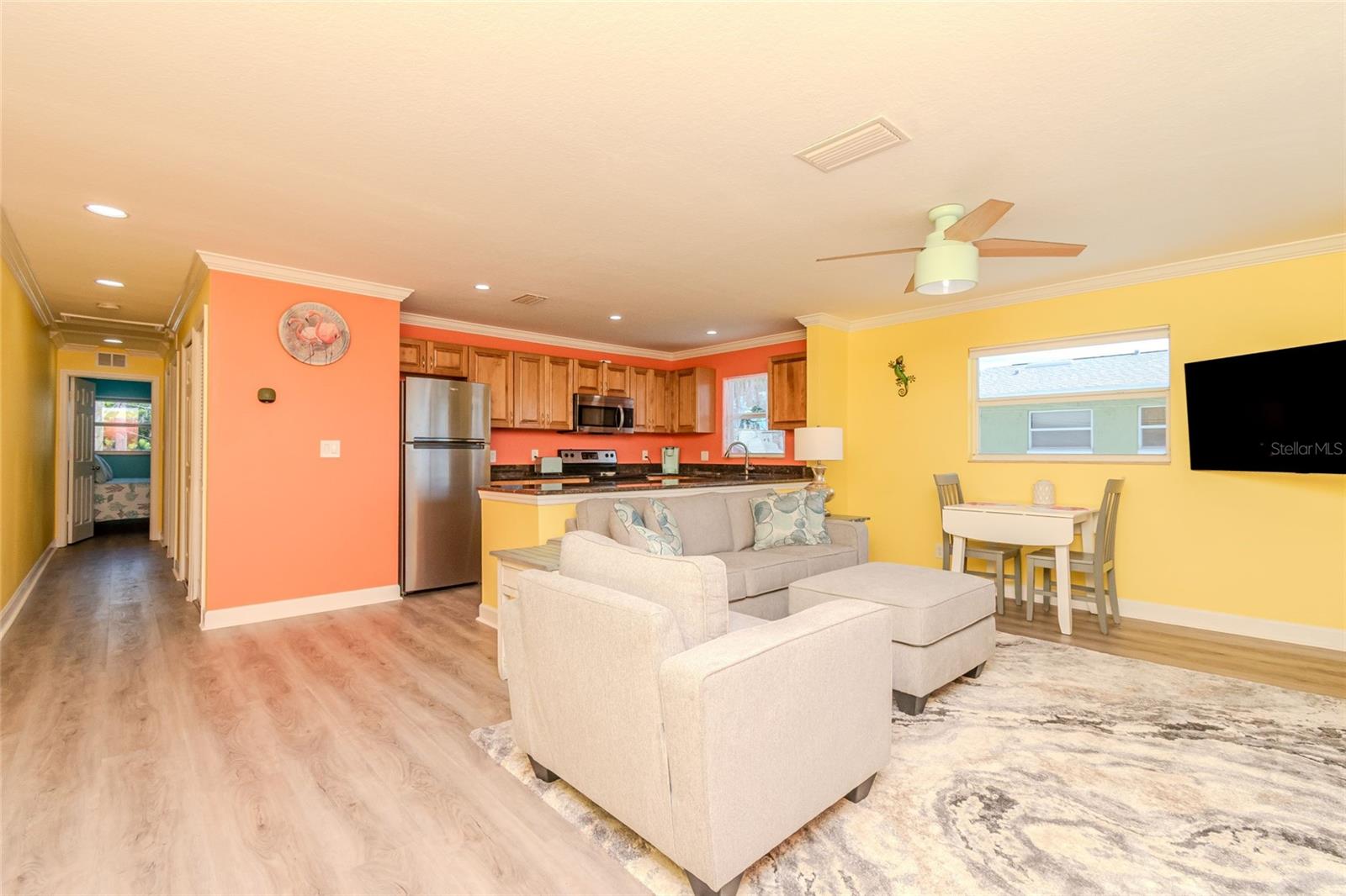 5605 Shore Unit 1b, Gulfport, FL 33707