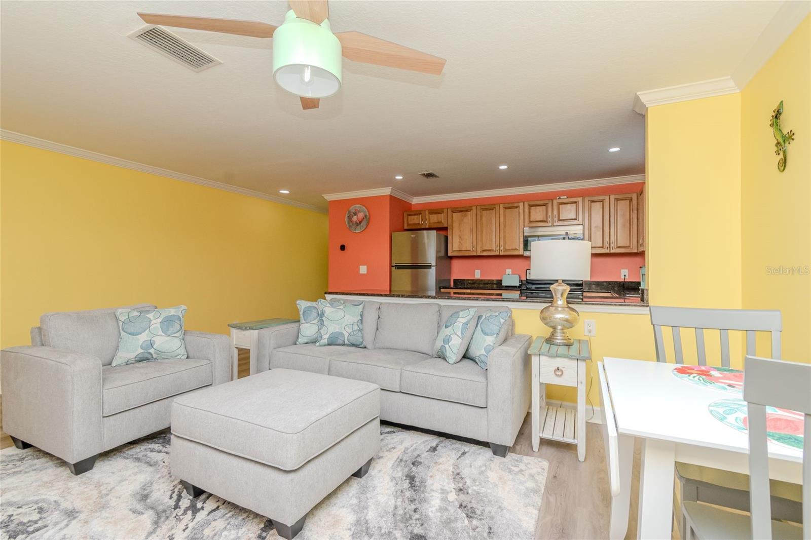 5605 Shore Unit 1b, Gulfport, FL 33707