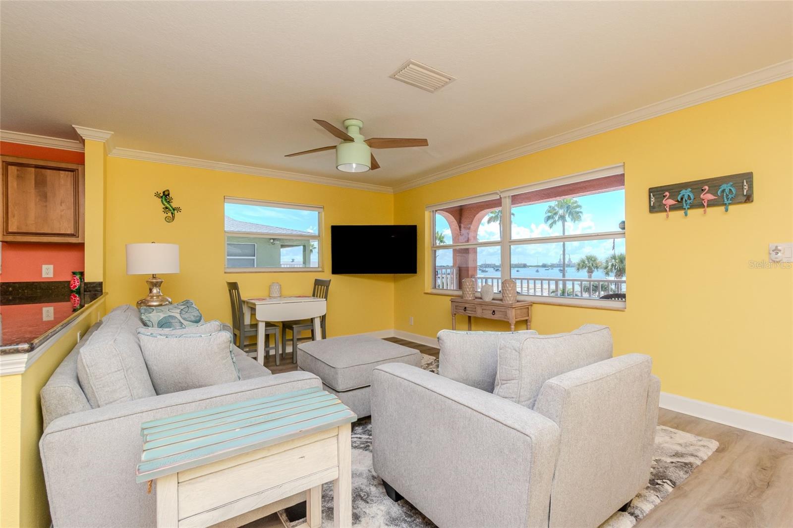 5605 Shore Unit 1b, Gulfport, FL 33707