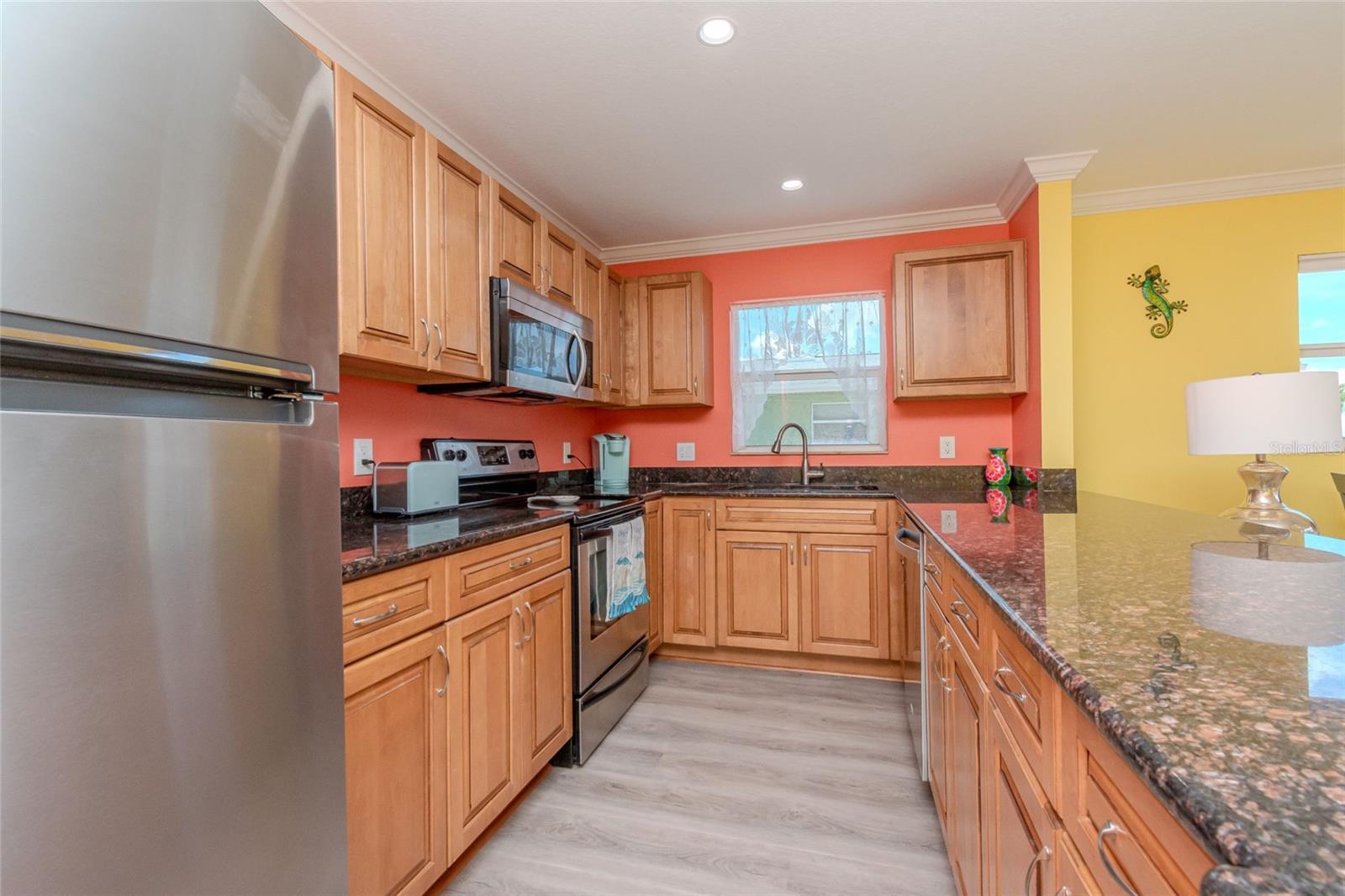 5605 Shore Unit 1b, Gulfport, FL 33707