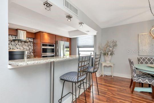 220 Belleview Unit 203, Belleair, FL 33756