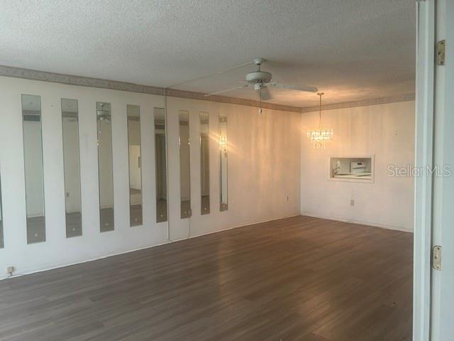 7461 Country Club Unit 402, Sarasota, FL 34243