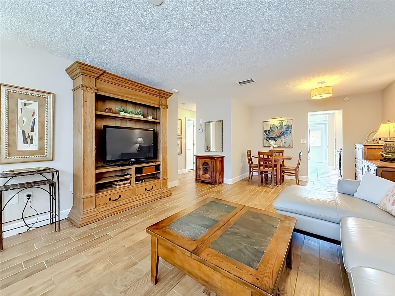 5925 Shore Unit 107, Gulfport, FL 33707