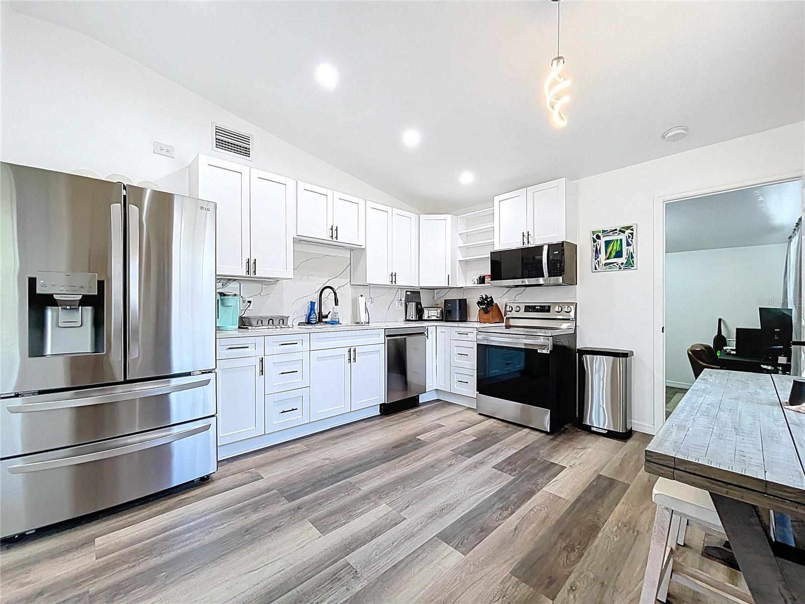 7110 Mascotte, Tampa, FL 33616