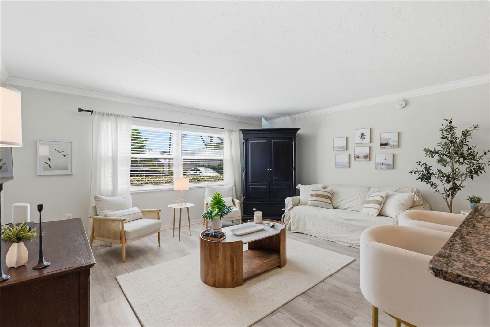 5800 Hollywood Unit 214, Sarasota, FL 34231