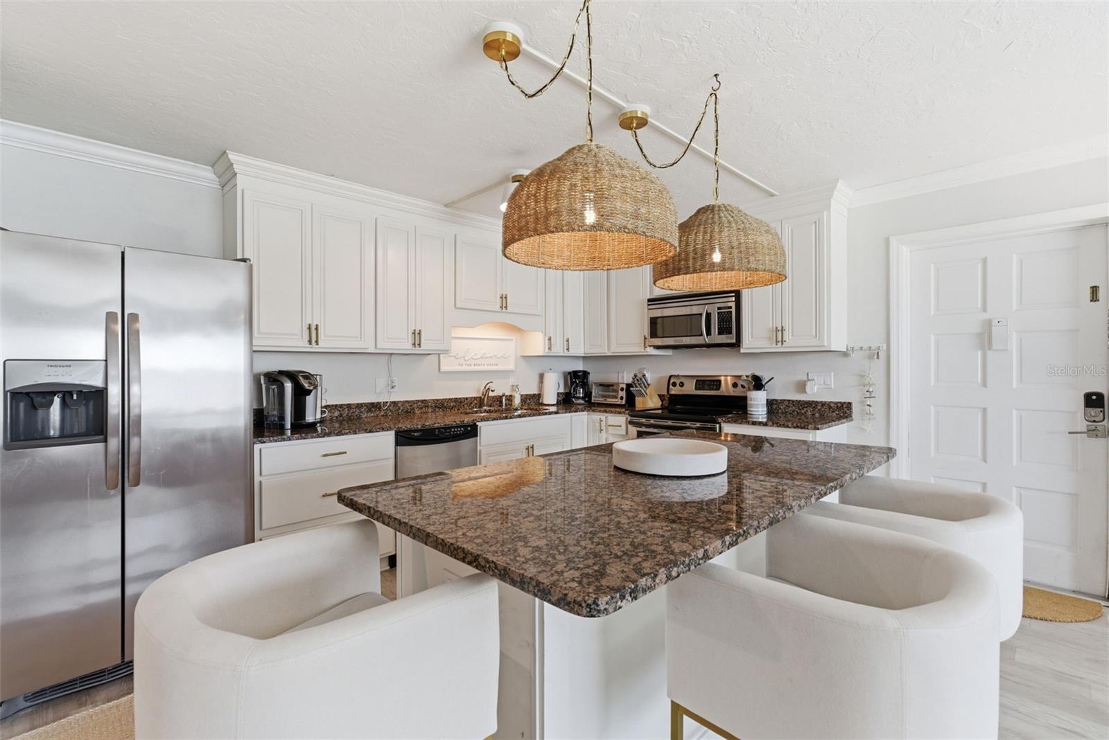 5800 Hollywood Unit 214, Sarasota, FL 34231