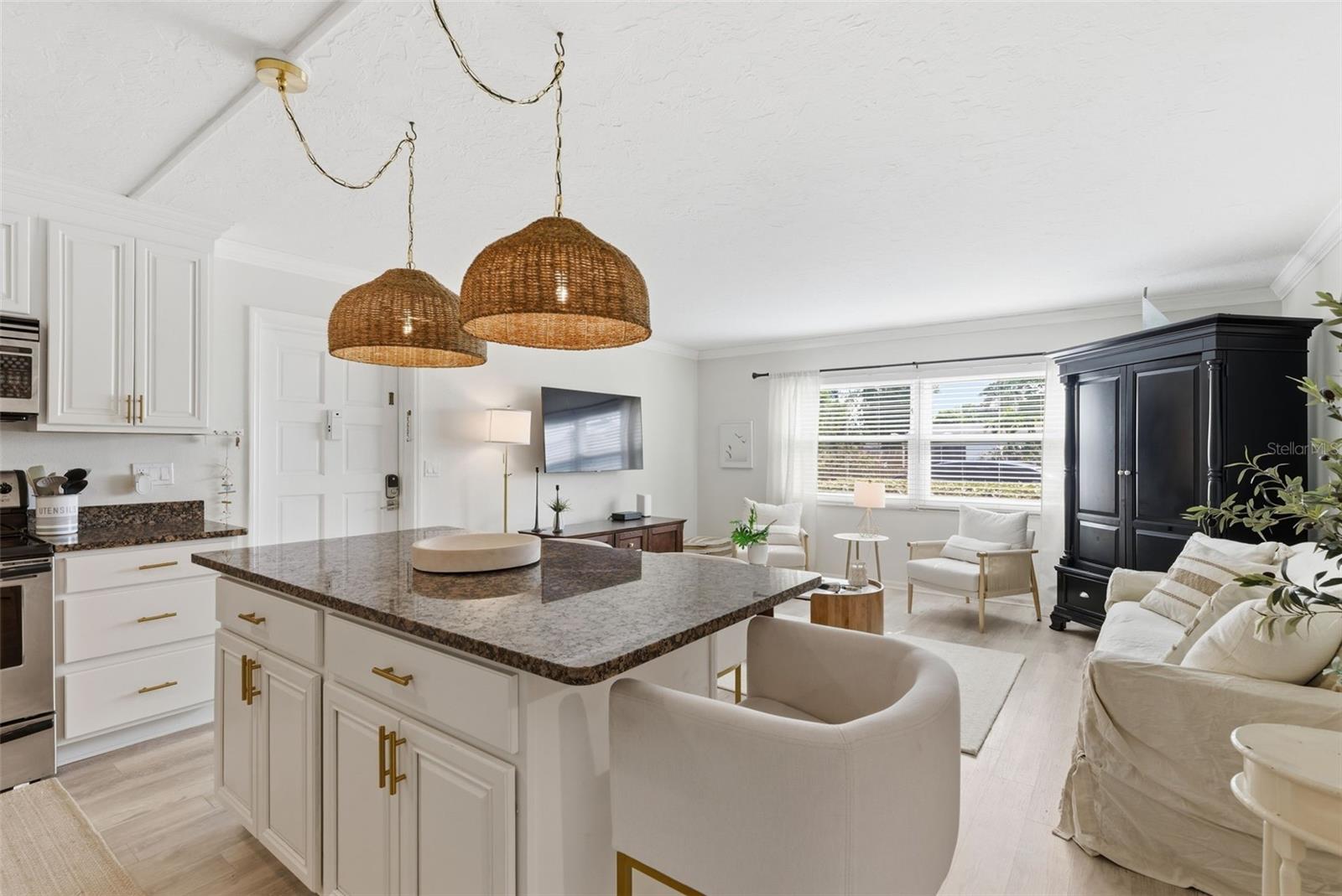 5800 Hollywood Unit 214, Sarasota, FL 34231