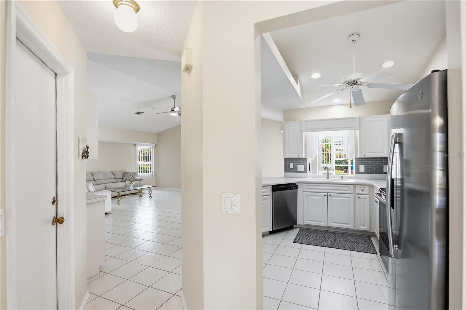 63 Clubhouse, Rotonda West, FL 33947