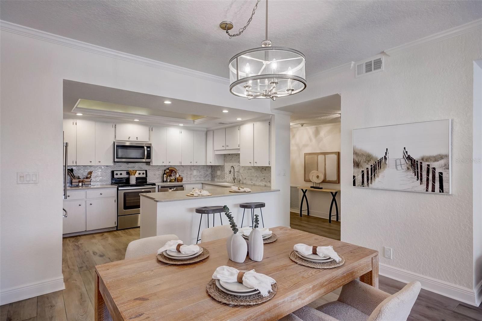 6 Belleview Unit 101, Belleair, FL 33756