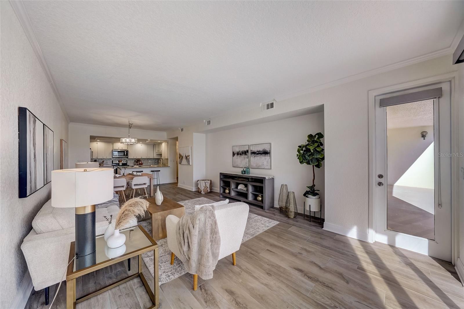 6 Belleview Unit 101, Belleair, FL 33756