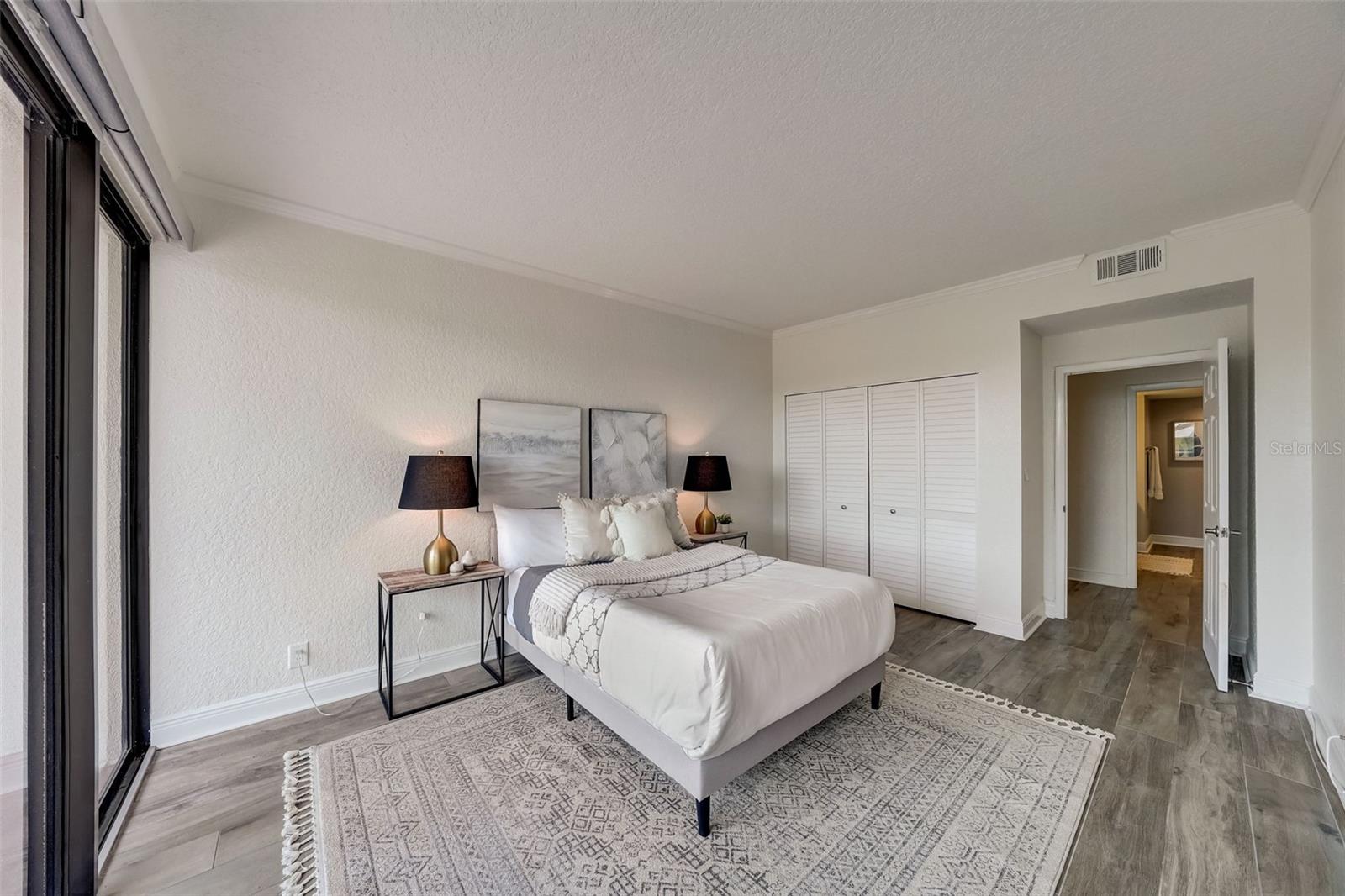 6 Belleview Unit 101, Belleair, FL 33756
