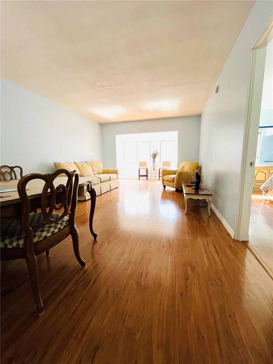 8651 10th Unit 210, St Petersburg, FL 33702