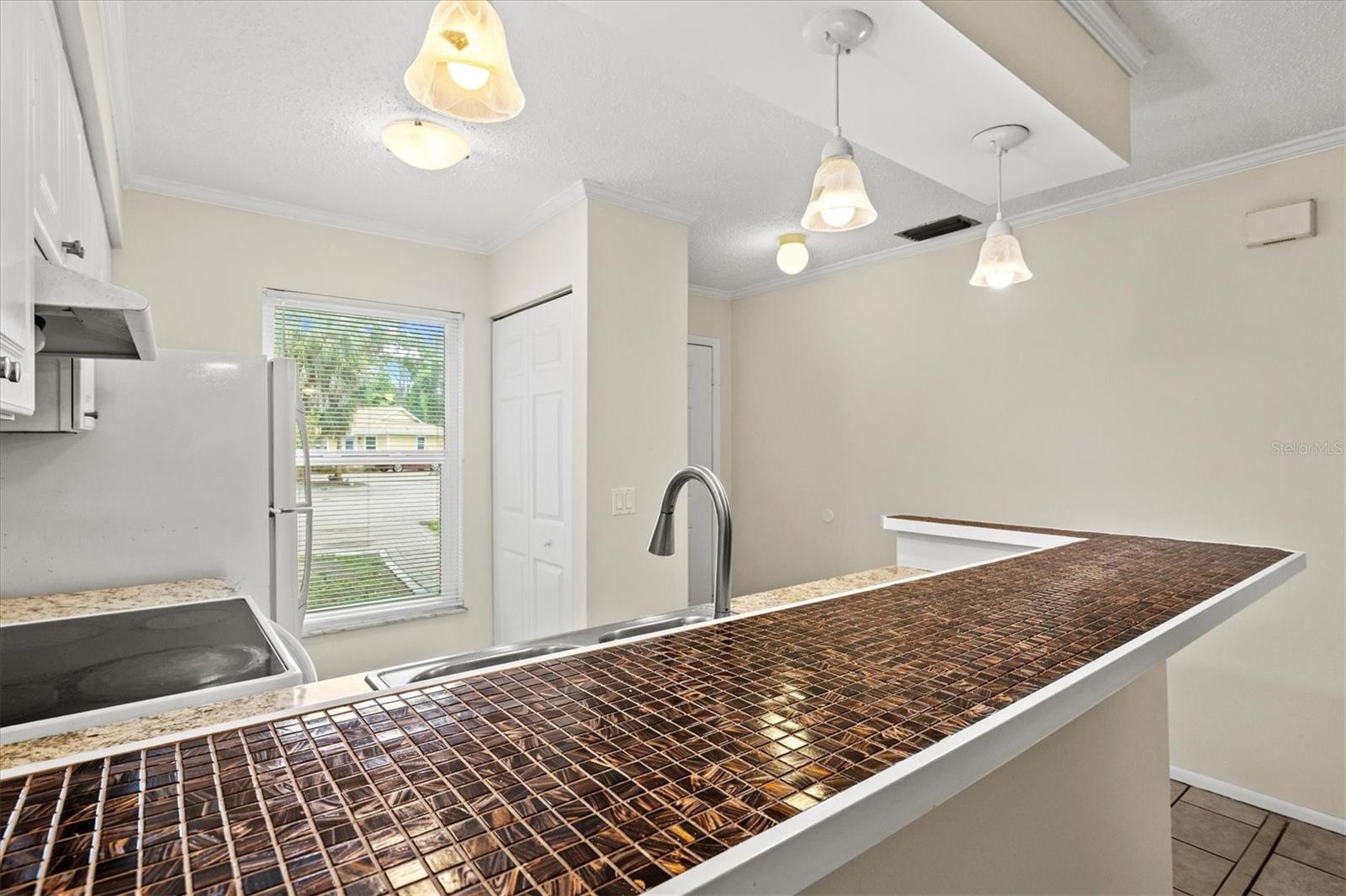 4631 Summerwind Unit 16, Sarasota, FL 34234