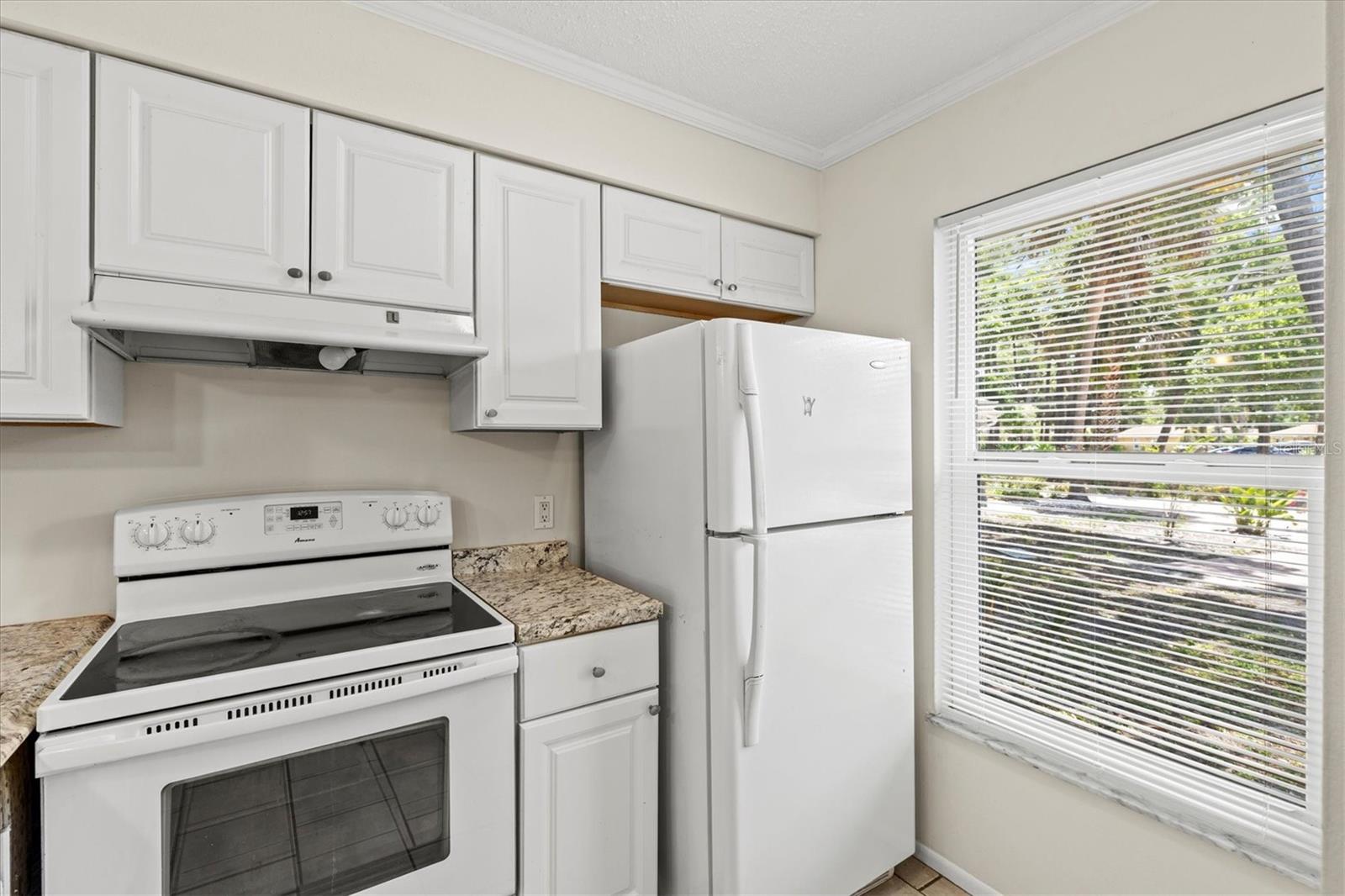 4631 Summerwind Unit 16, Sarasota, FL 34234
