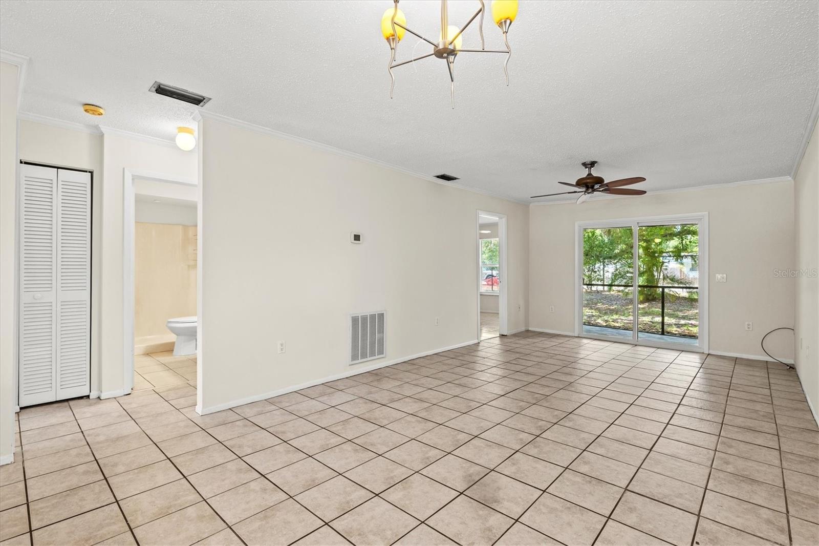 4631 Summerwind Unit 16, Sarasota, FL 34234
