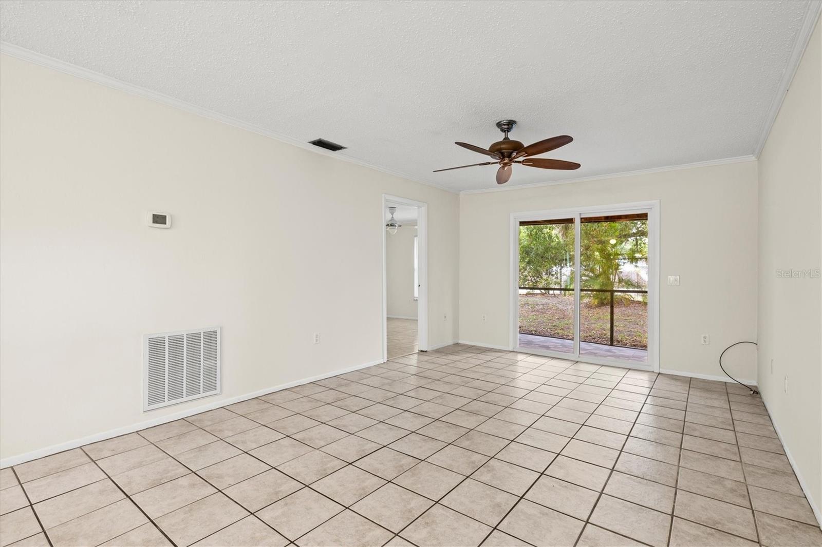 4631 Summerwind Unit 16, Sarasota, FL 34234