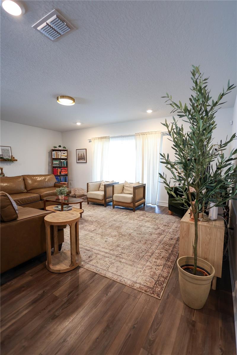 9553 Summers Cay, Thonotosassa, FL 33592