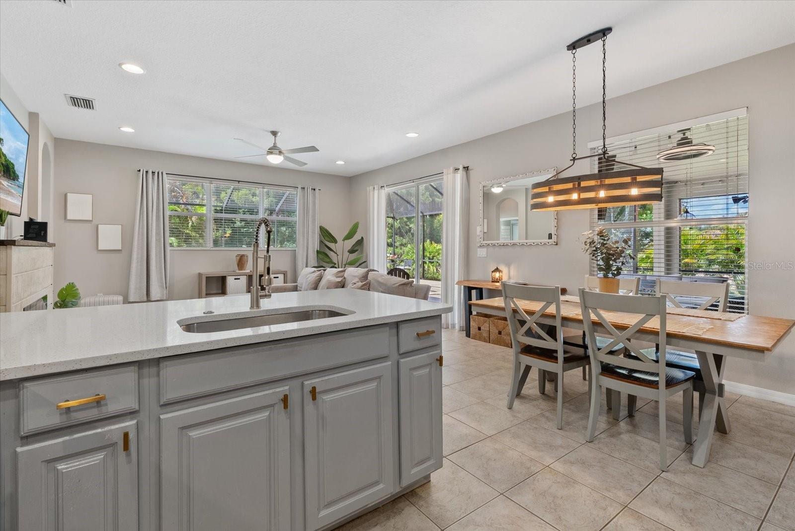 9013 Kingsbury, Bradenton, FL 34212
