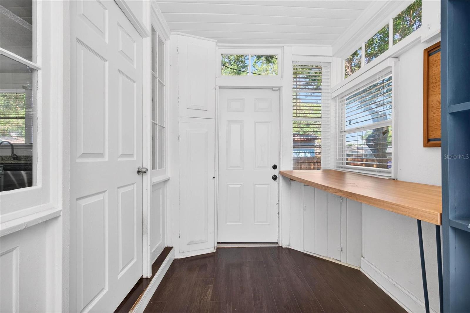 4556 Yarmouth, St Petersburg, FL 33711