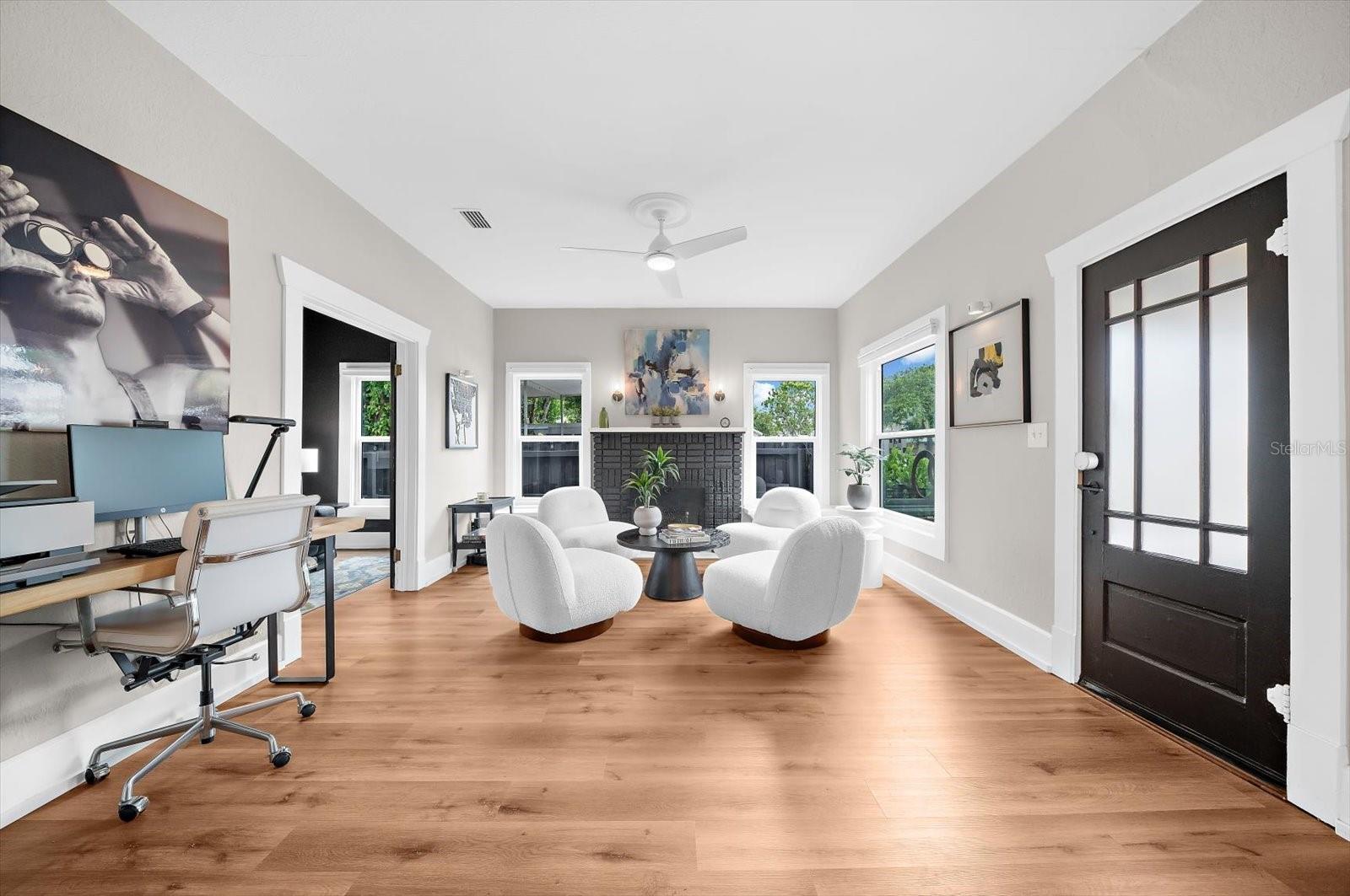 127 23rd, St Petersburg, FL 33713