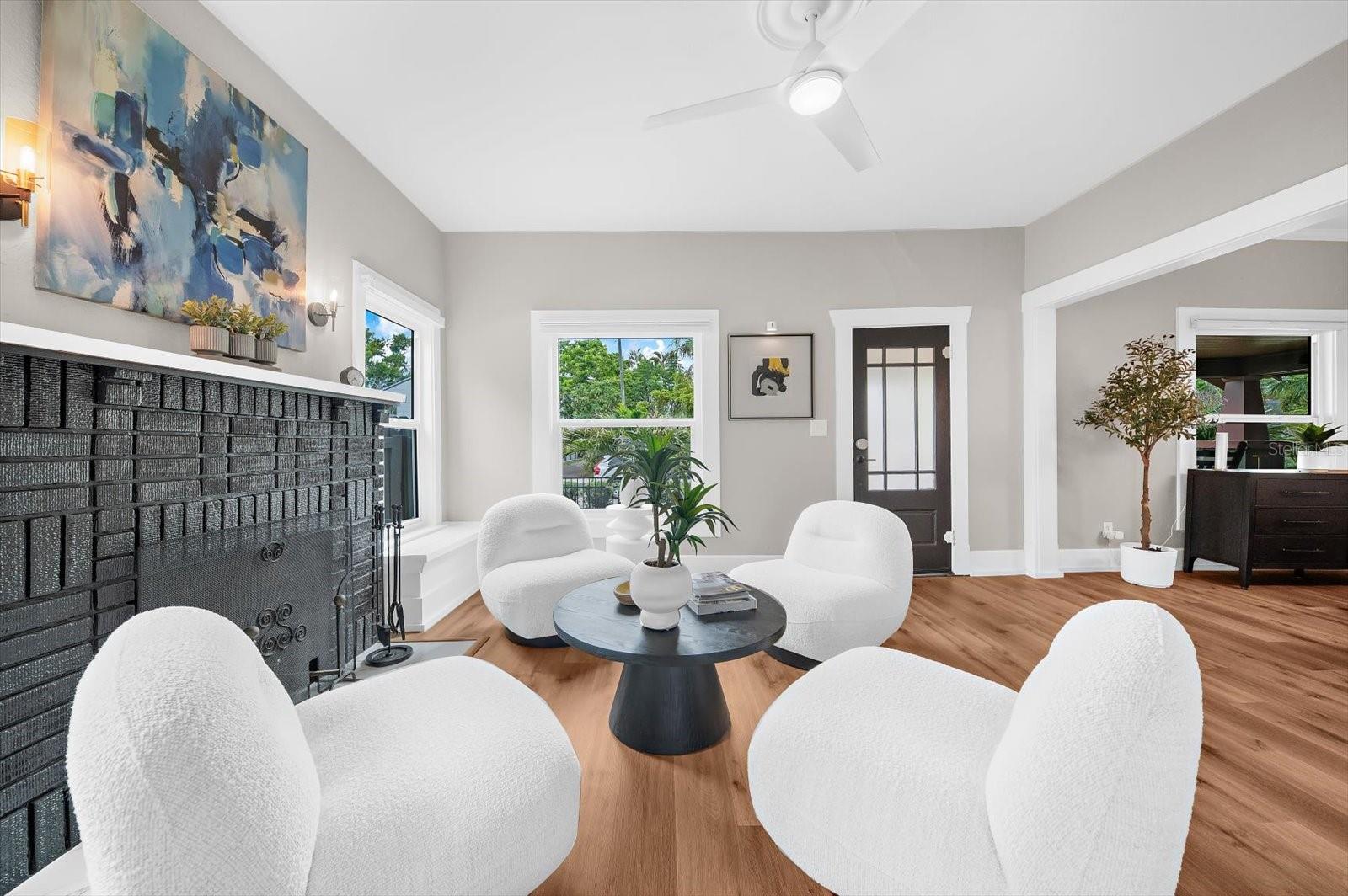 127 23rd, St Petersburg, FL 33713