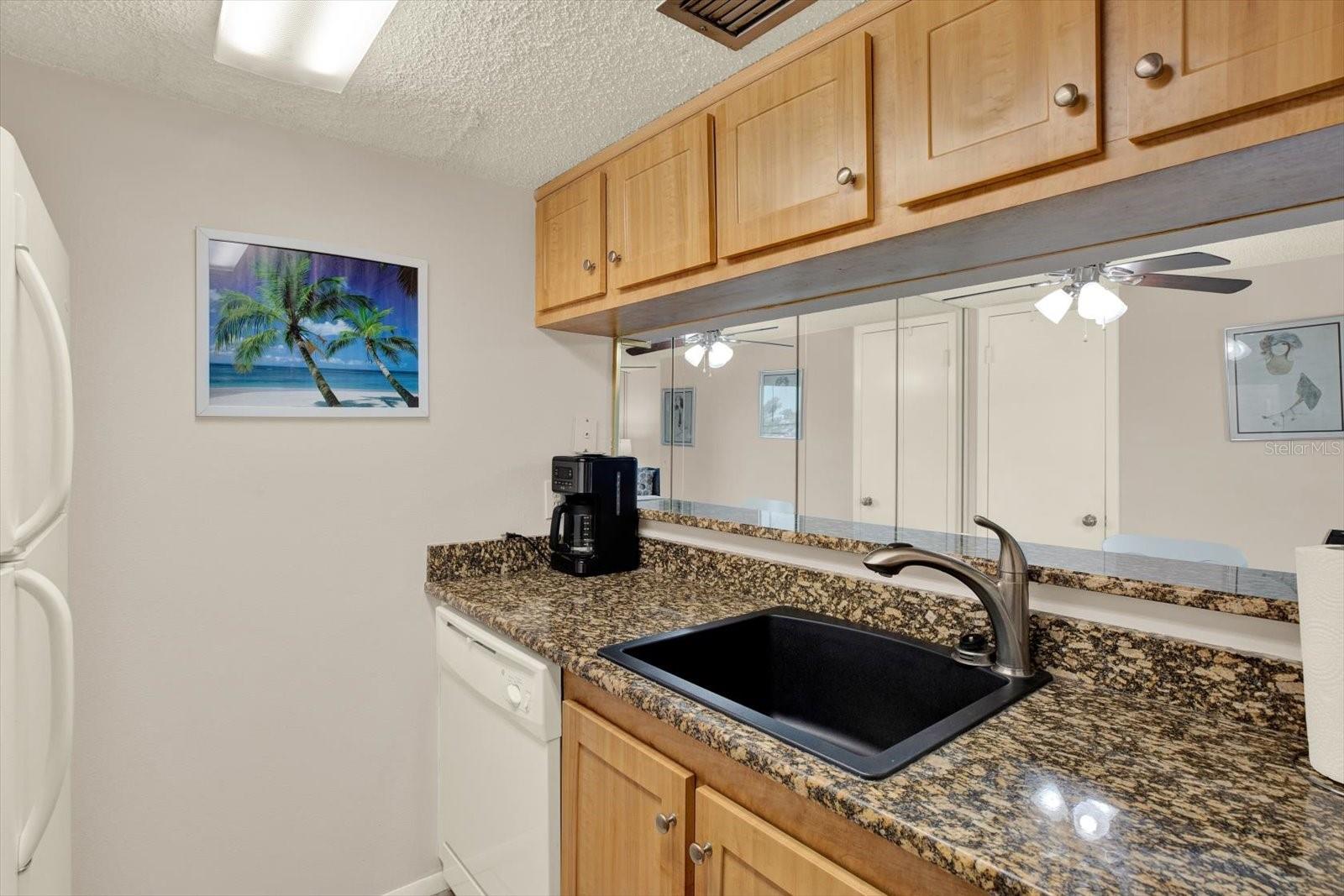 169 Medallion Unit E, Madeira Beach, FL 33708