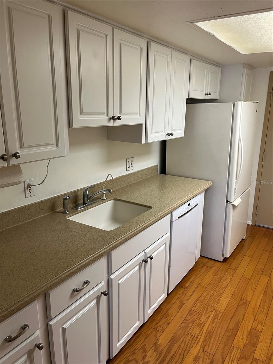 435 Gulfstream Unit 206, Sarasota, FL 34236