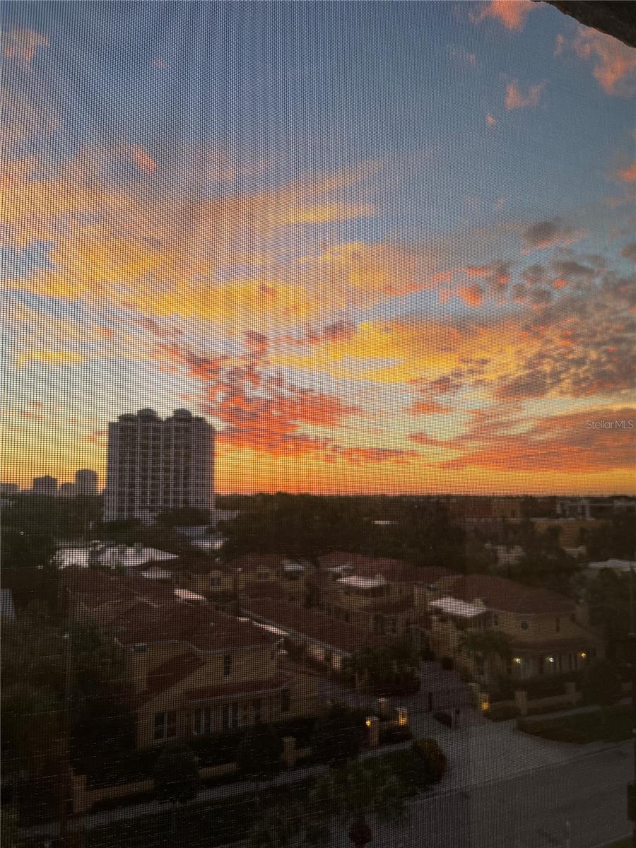 435 Gulfstream Unit 206, Sarasota, FL 34236