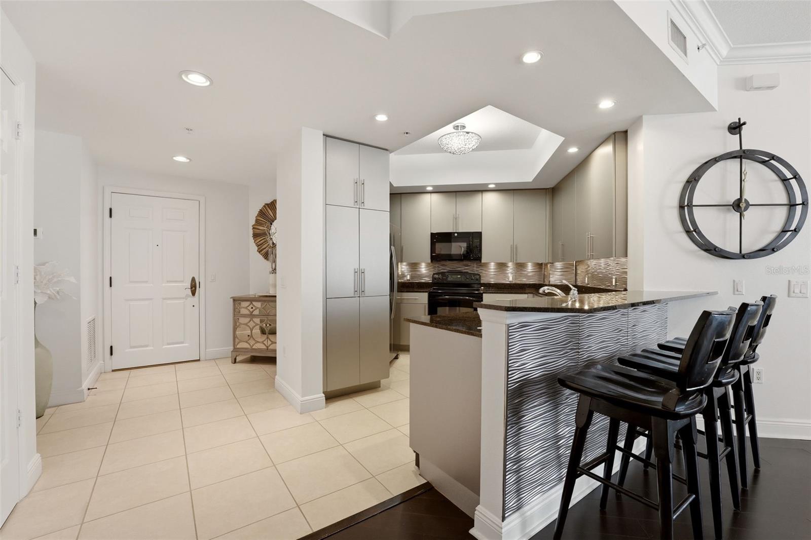 100 Central Unit H716, Sarasota, FL 34236