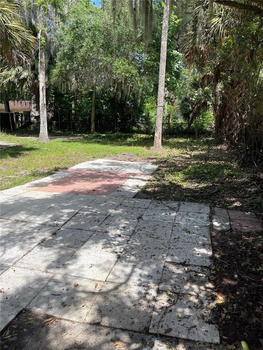 1139 Woodside, Daytona Beach, FL 32117
