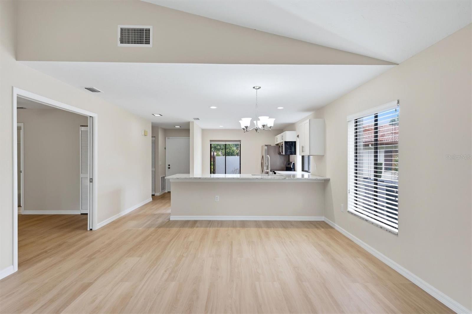 6403 Pelican, Bradenton, FL 34210
