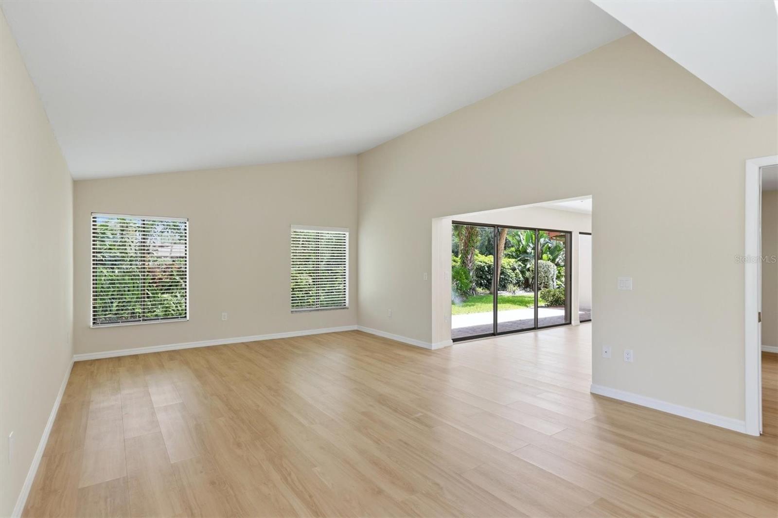 6403 Pelican, Bradenton, FL 34210