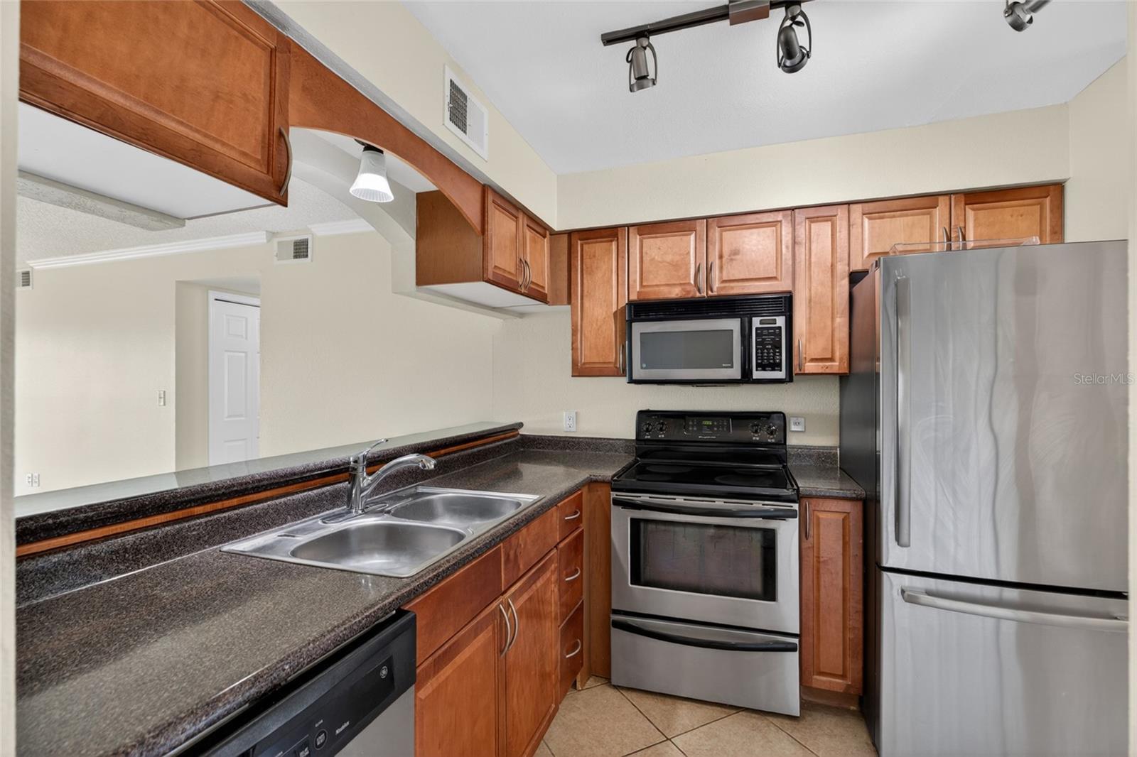 10125 Sailwinds Unit 104, Largo, FL 33773