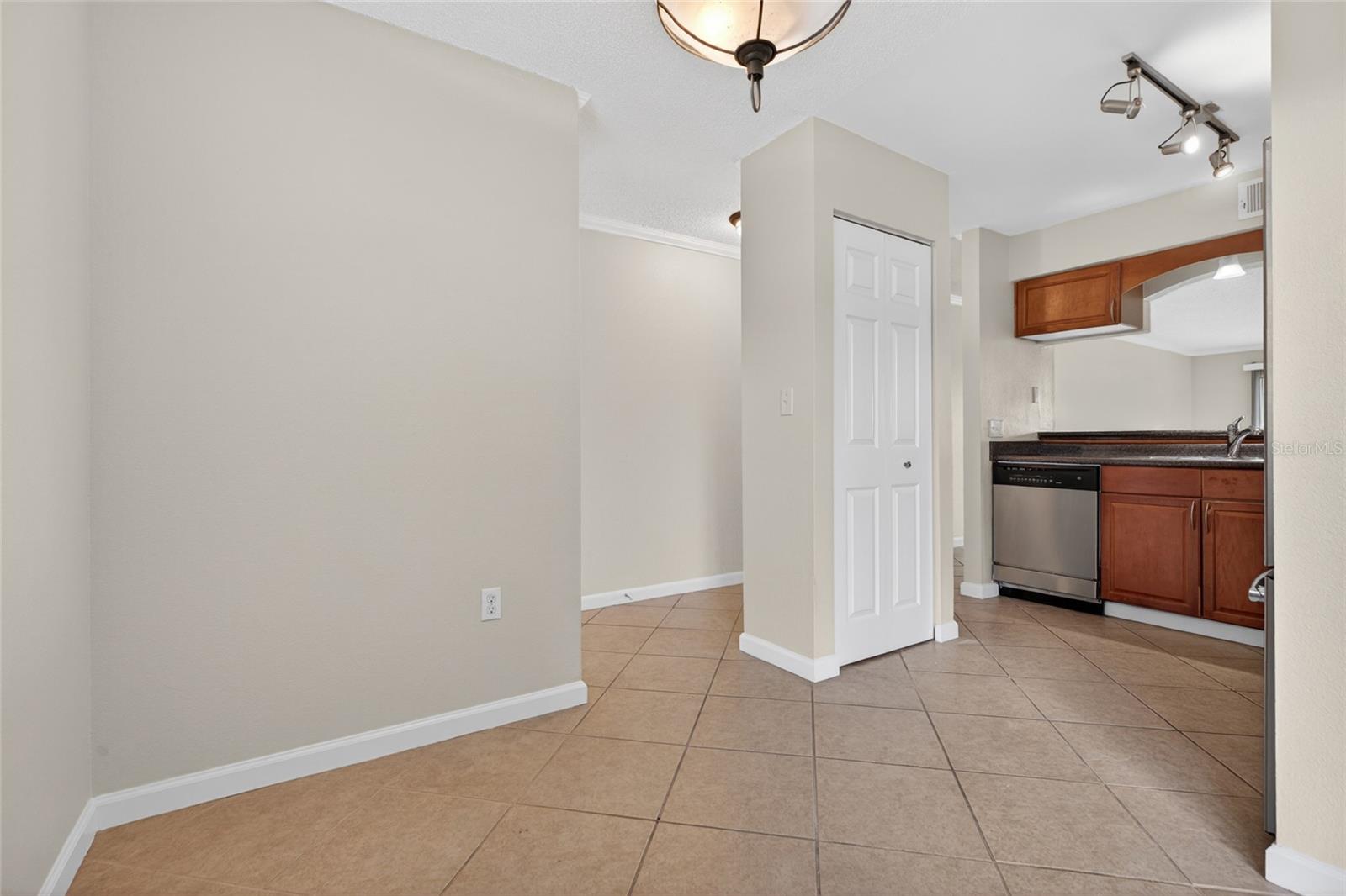 10125 Sailwinds Unit 104, Largo, FL 33773