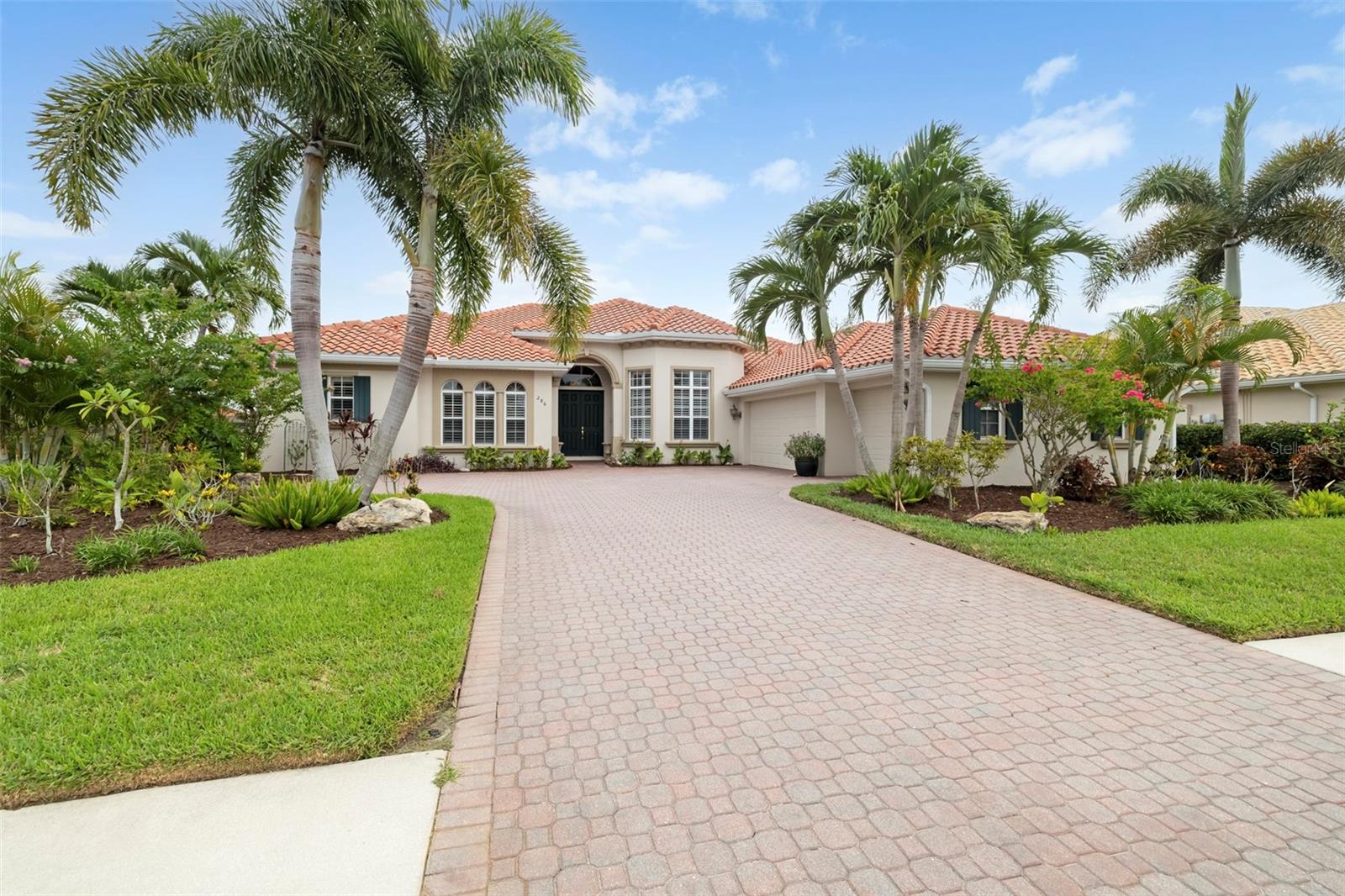 286 Pesaro, Nokomis, FL 34275