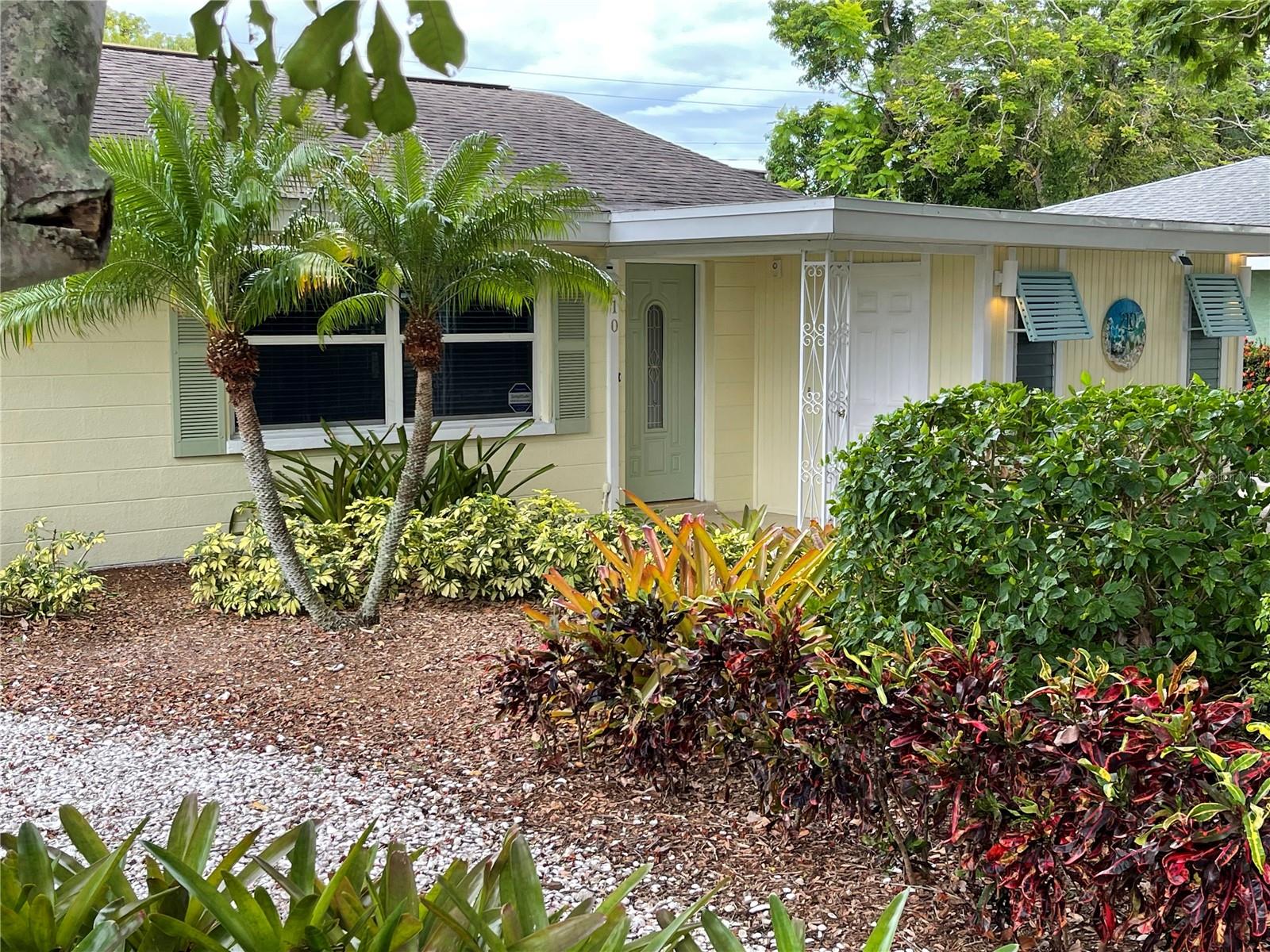 210 57th, Bradenton, FL 34209