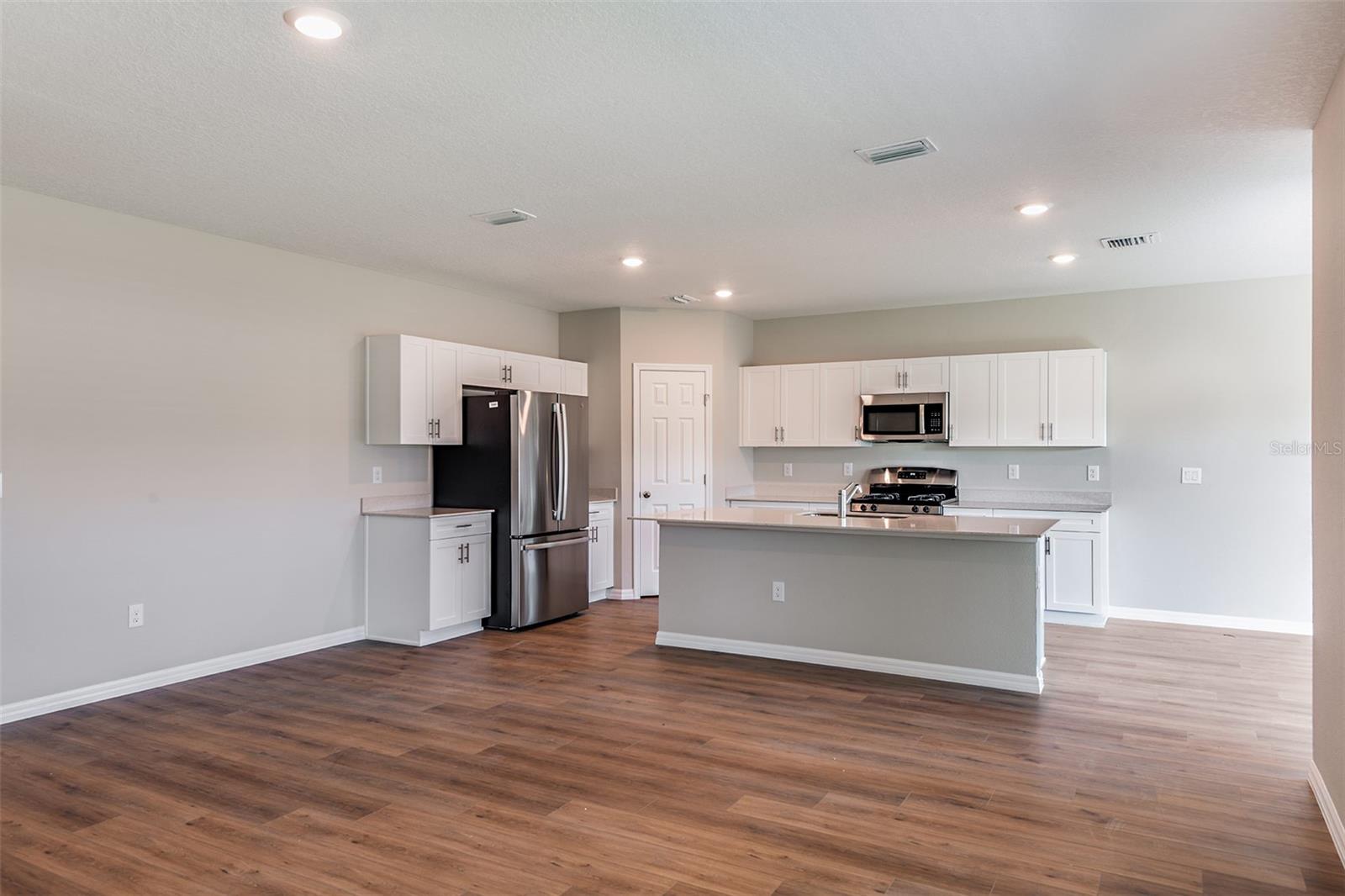 33601 Noble Creek, Dade City, FL 33525