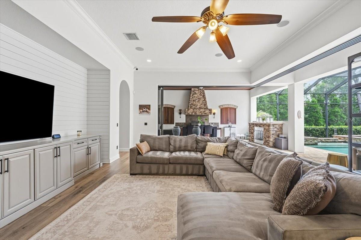 16303 Dunlindale, Lithia, FL 33547