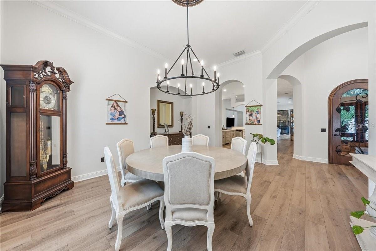 16303 Dunlindale, Lithia, FL 33547