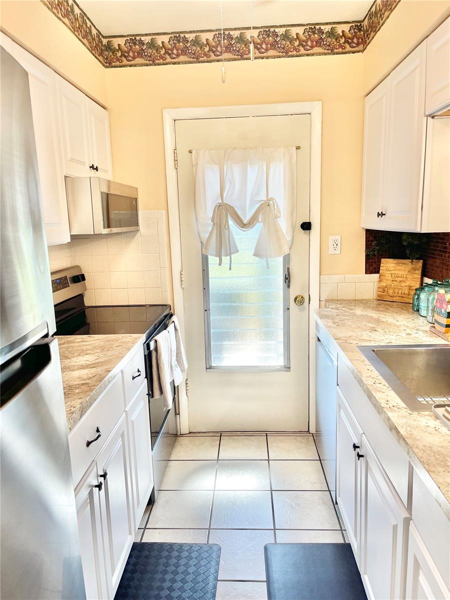 1600 Lake Parker Unit B4, Lakeland, FL 33805