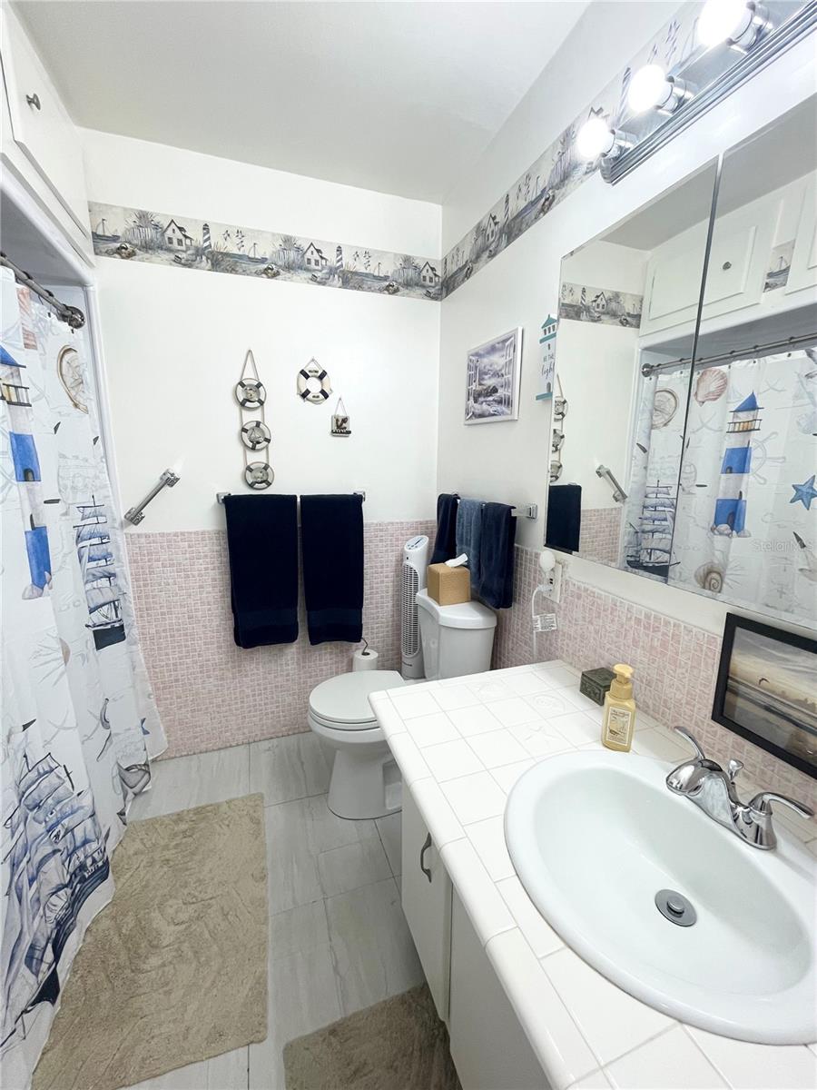 1600 Lake Parker Unit B4, Lakeland, FL 33805