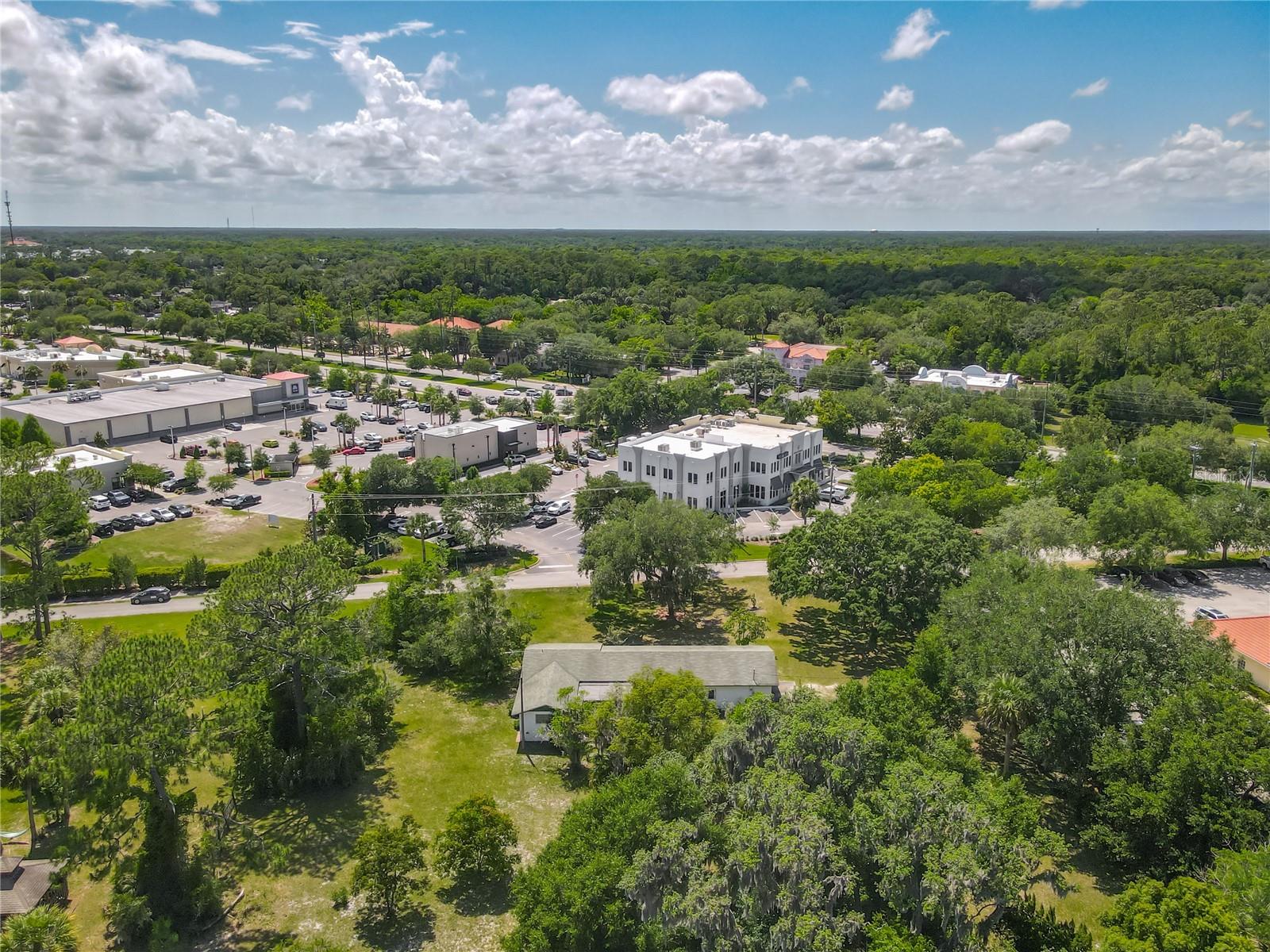 10 Mirror Lake, Ormond Beach, FL 32174
