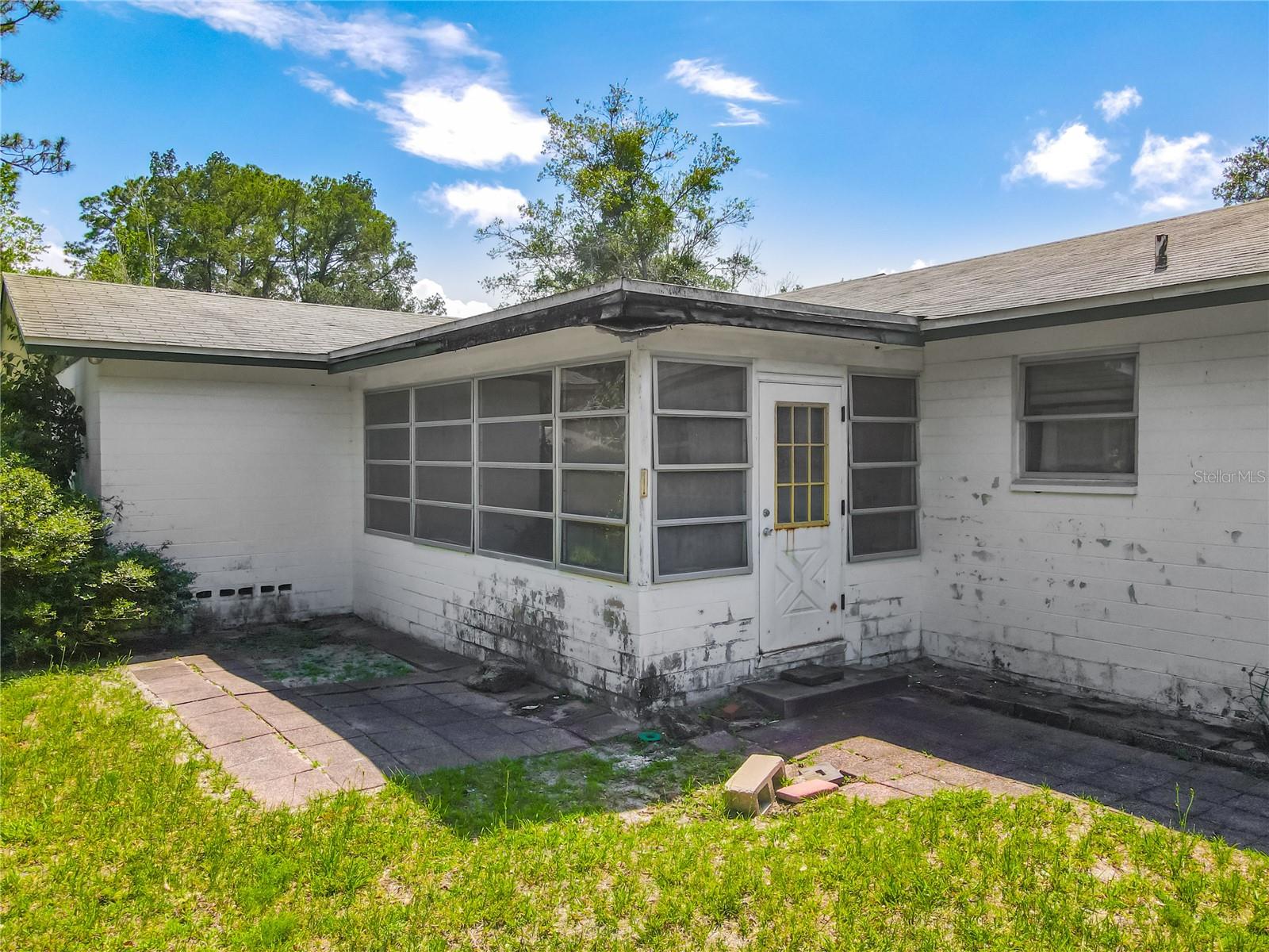 10 Mirror Lake, Ormond Beach, FL 32174