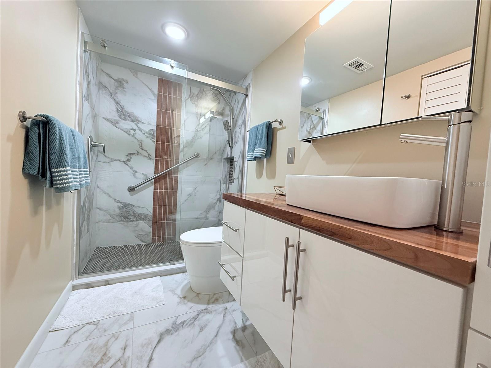 4460 Ironwood Unit 304a, Bradenton, FL 34209
