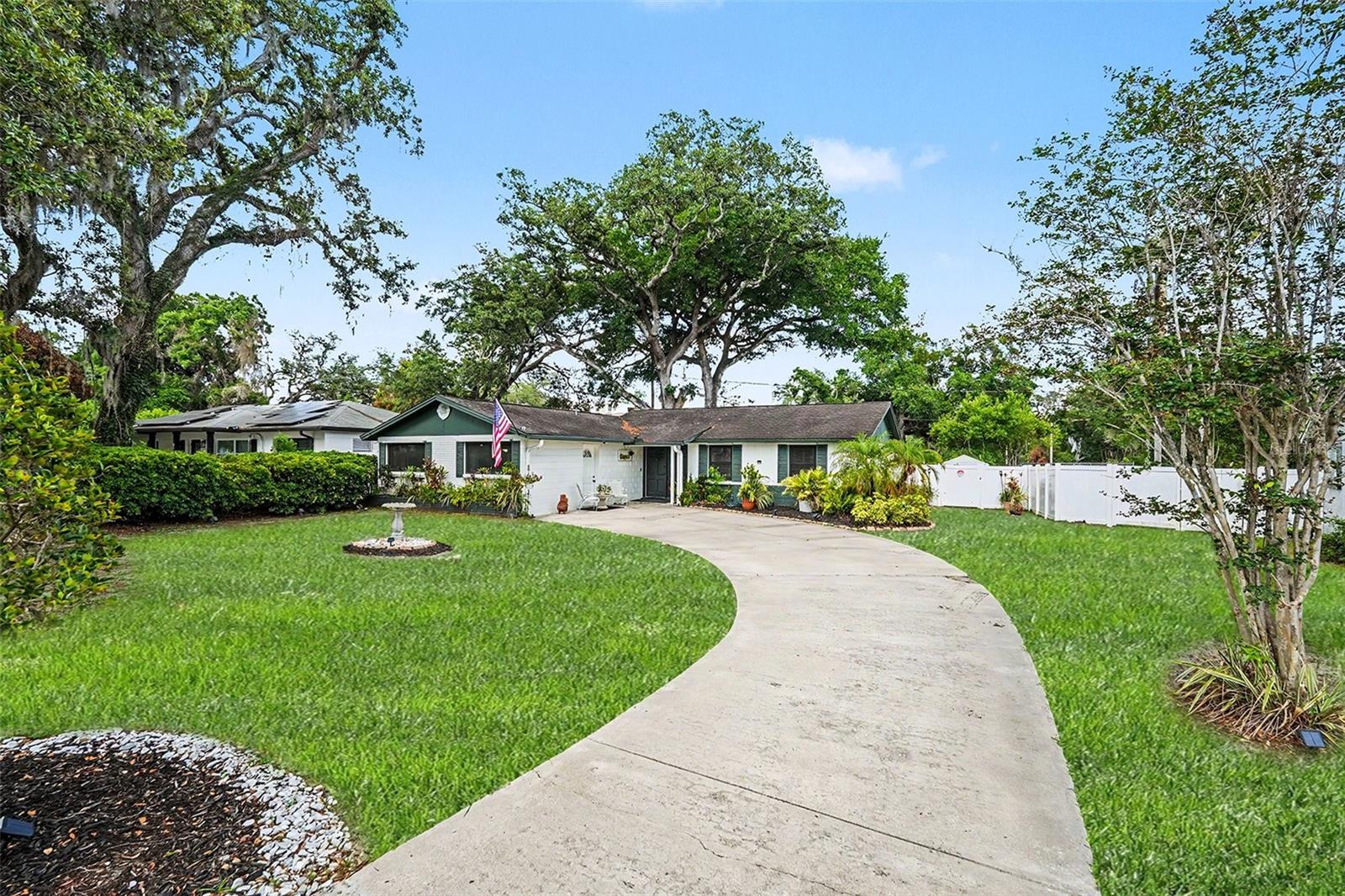 8115 Ola, Tampa, FL 33604