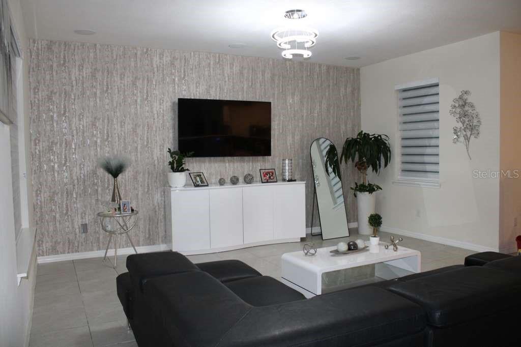 1723 Flourish, Kissimmee, FL 34744