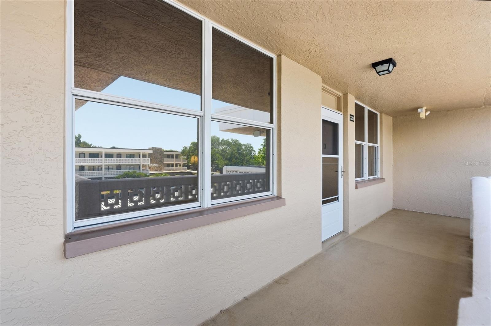 4915 Bay Unit 323, St Petersburg, FL 33703